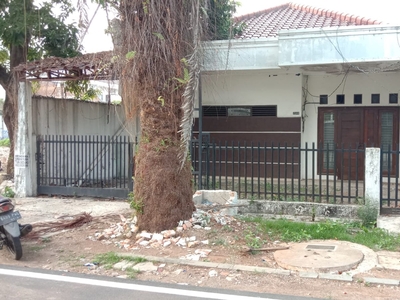 Rumah Dijual Lokasi Strategis Pinggir Jalan Cempaka Putih Tengah, Jakarta Pusat
