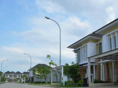 Rumah dijual murah Cluster Asera One West , Harapan Indah Bekasi