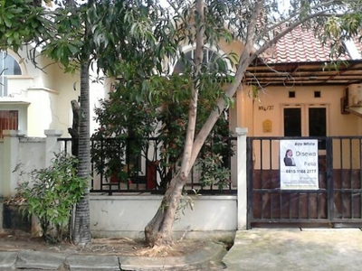 Rumah disewa di cluster Taman Sari harapan indah, bekasi barat