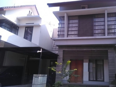 Dijual Rumah dlm cluster Emerald di Bintaro Jaya sektor 9