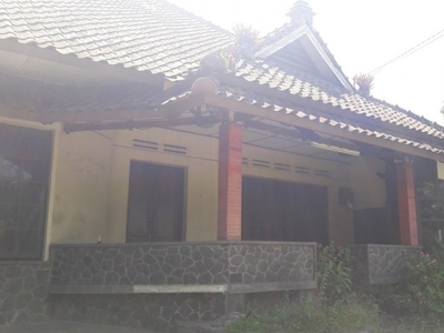 Rumah Ex Guest House di Jalan Surapati dekat Fly over Pasopati