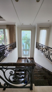 Dijual Rumah Graha Famili Surabaya Full MARMER + Golf View + Loka