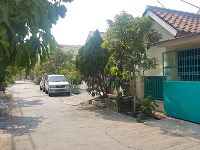 Rumah Harga Miring Lokasi Strategis di Boulevard Hijau Harapan Indah, Bekasi