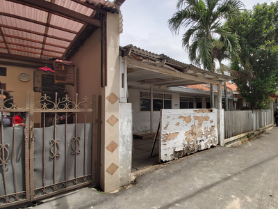 Dijual Rumah Hitung Tanah Dekat Stasiun Mrt Haji Nawi Cocok Untuk