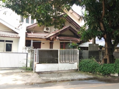 Dijual Rumah Hitung Tanah di dalam Cluster Bintaro Jaya sektor 3A