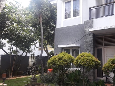 Rumah Hook 2 Lantai di Banjar Wijaya, Tangerang