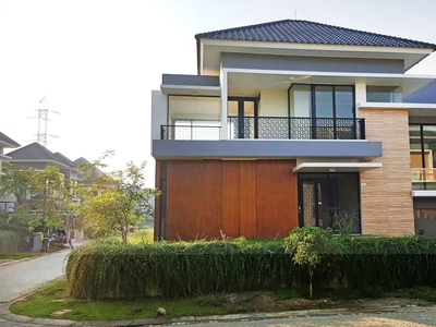 Dijual Rumah Hook Lokasi Exclusive di Kebayoran Residence Bintaro