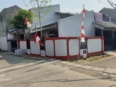 Rumah Hook Murah Bebas Banjir dan Lokasi Strategis @Ciputat