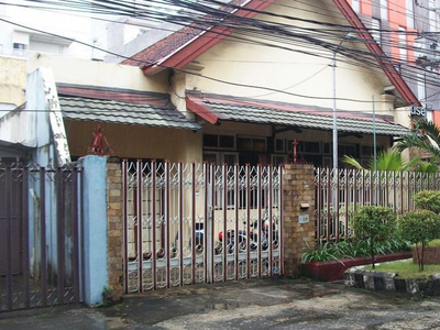 Dijual Rumah Jadul di Jalan Sumatra, Surabaya Pusat, Lokasi Tenga