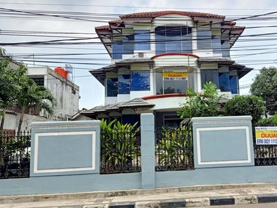 Dijual Rumah Kantor Lokasi Strategis di Rawamangan Pulo Gadung Ja