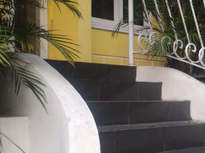 Rumah Kondisi Furnish disewakan di Bukit Cinere Indah
