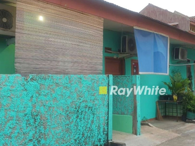 Dijual Rumah kontrakan untuk investasi 10 pintu di area Bintaro.