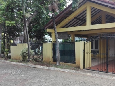 Rumah Lokasi Strategis, Hunian Nyaman dan Dekat Bintaro Jaya
