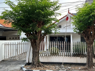 Rumah Luas Jalan Darmo Permai Selatan Surabaya