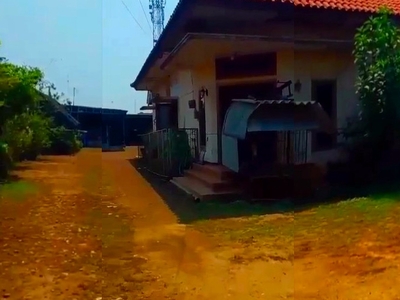 Rumah Luas Pinggir Jalan Nasional Mojoagung Jombang