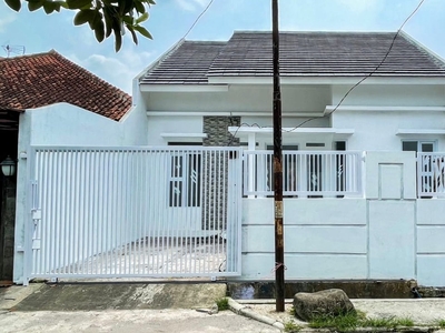 Rumah LUX BARU lokasi sangat strategis di daerah Baleendah, Bandung Selatan