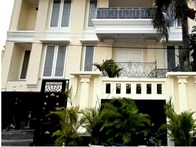 Dijual Rumah Mewah di Kemanggisan Jak-Bar 387m harga 23,5M nego s