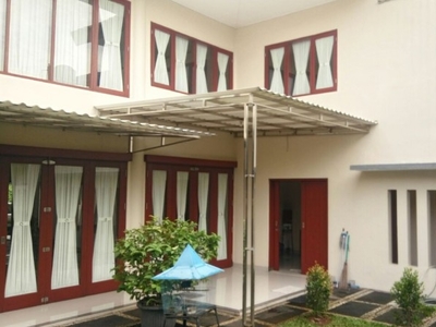 Dijual rumah mewah murah di kemang pratama bekasi