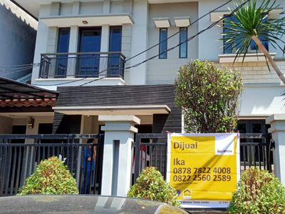 Dijual Rumah MEWAH, Siap Huni dan Strategis @Perumahan Naman Rege