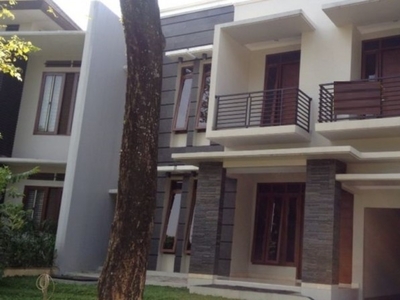Rumah Mewah,Bagus Dan Siap Huni Di Bintaro Sektor 9
