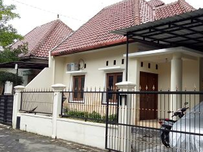 Rumah Minimalis 4 Kamar Di Perumahan Jl Rajawali Dekat Perumahan Merapi View