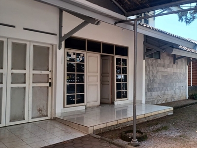 Dijual Rumah Minimalis Semi Furnished di jl Arcamanik, Bandung