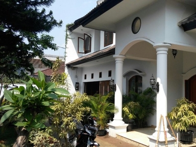 Dijual Rumah Murah Dibawah Harga Pasar Area Kemang Barat Raya