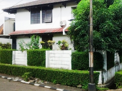 Dijual Rumah Nyaman dan Siap Huni di Kawasan Mandar, Bintaro Jaya