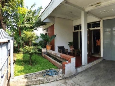 Dijual Rumah Nyaman Halaman Luas di Kopo Bihbul Bandung Selatan