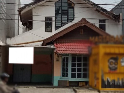 Rumah Pinggir Jalan Raya, Cocok untuk Komersil dan Strategis @Bintaro Utama
