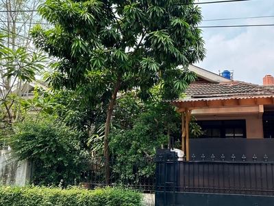 Dijual Rumah Murah dilingkungan nyaman, tenang di Bintaro sektor