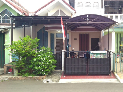 Dijual Rumah sederhana 1,5 Lantai di Taman Modern Cakung Jakarta