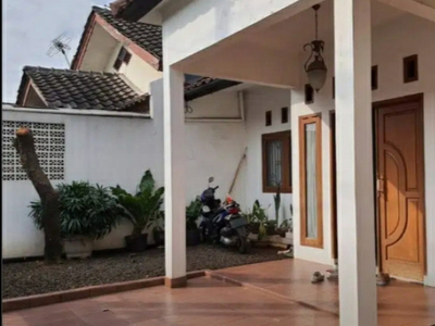 Dijual Rumah Siap Huni dan Dekat Bintaro Jaya @Villa Bintaro Inda