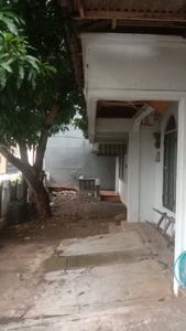 Rumah siap huni di Jl. Flamboyan. Kosambi . sangat menarik untuk investasi dan tempat tinggal