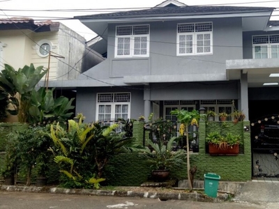 Rumah Siap Huni Lingkungan Tenang Di Bintaro Sektor 9