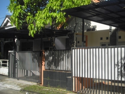 Rumah siap Huni Lokasi Strategis di Villa Melati Mas