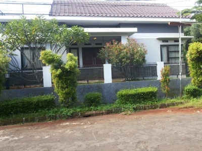 Disewa Rumah siap huni,lokasi strategis di Sektor 9 Bintaro Jaya