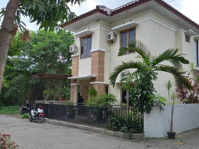 Rumah Tinggal 2 Lantai Dalam Perumahan Timoho Yogyakarta