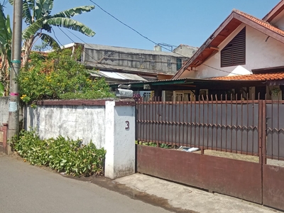 Dijual Rumah tinggal di Gang Puskesmas, Kebagusan Pasar Minggu