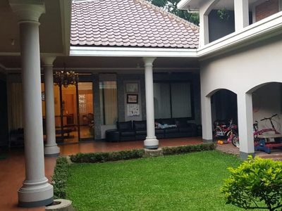 Dijual Rumah Tinggal Luas dan Nyaman di Daerah Bengawan, Bandung