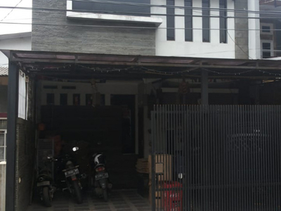 Dijual Rumah Tinggal Nyaman di Sarimanis Raya, Bandung