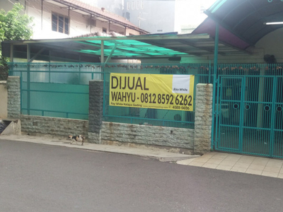 Dijual Rumah Turun Harga... Kelapa Cengkir Raya, Luas 200m2