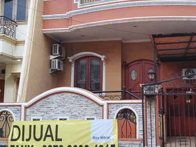 Dijual Rumah Villa Permata Gading, Luas 8x17m2 ada Ruang Mezanine