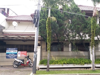 TURUN HARGA !! Rumah Dijual nyaman, aman dan siap huni di daerah Tanah Kusir Jakarta Selatan