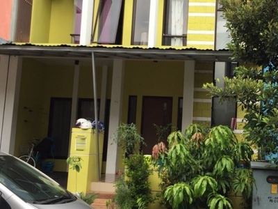 Dijual TURUN HARGA!! Rumah Minimalis Bagus Siap Huni di Emerald B