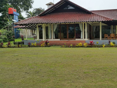 Villa nyaman baru renovasi dan terawat di Sayap Jalan Raya Puncak,Bogor