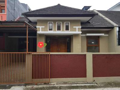 HARGA KEREN RUMAH CAKEP DALAM KOMPLEK SUMEDANG UTARA