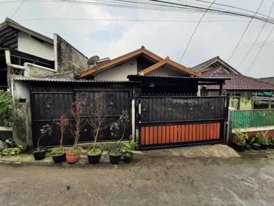 Rumah 1,5 Lantai di Kawasan Lembang Sejuk Asri Siap Huni