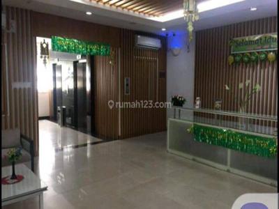 Apartemen Skyline Paramount Bagus Semi Furnished