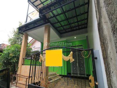 rumah cantik 3 lantai siap huni di Graha Pratama Citra Raya